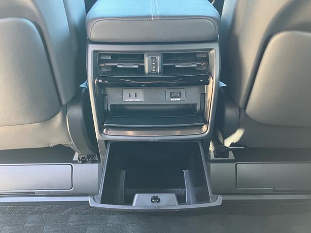 アルファード Ｚ　両側電動スライドドア　ユニバーサルステップ　左右独立ムーンルーフ　ヘッドアップディスプレイ　ＪＢＬサウンド　ナビ　フルセグテレビ　後席モニター（36枚目）