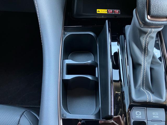 アルファード Ｚ　両側電動スライドドア　ユニバーサルステップ　左右独立ムーンルーフ　ヘッドアップディスプレイ　ＪＢＬサウンド　ナビ　フルセグテレビ　後席モニター（61枚目）