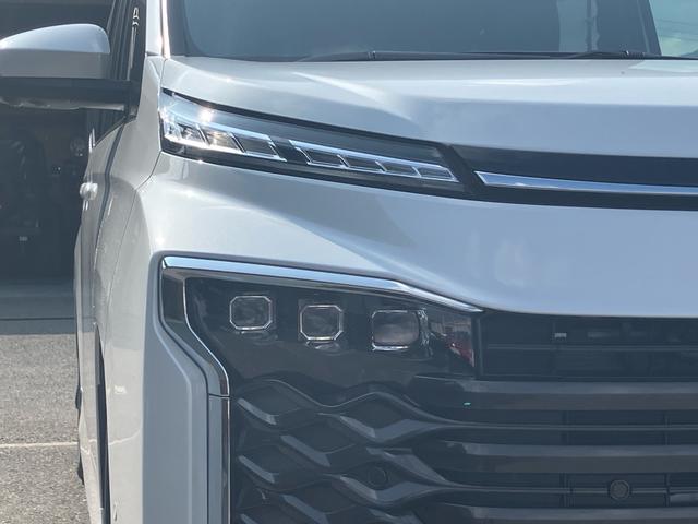 ヴォクシー ハイブリッドＳ－Ｚ　快適リベンＰ、トヨタセーフティセンス、Ｐリアゲート、ＬＥＤヘッドランプ、ユニバーサルステップ、デジタルキー、デジタルインナーミラー、２．０ＥＴＣ、トヨタチームメイトアドバンスパーク、寒冷地仕様（5枚目）