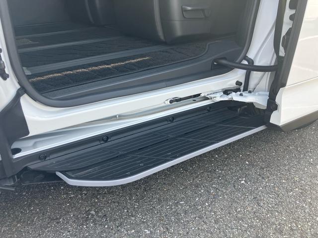 ヴォクシー ハイブリッドＳ－Ｚ　快適リベンＰ、トヨタセーフティセンス、Ｐリアゲート、ＬＥＤヘッドランプ、ユニバーサルステップ、デジタルキー、デジタルインナーミラー、２．０ＥＴＣ、トヨタチームメイトアドバンスパーク、寒冷地仕様（39枚目）