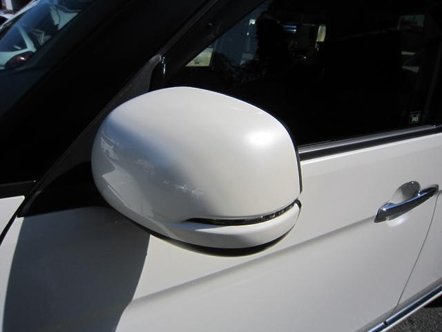 N-ONE プレミアム ツアラー・Lパッケージ 保証付きターボナビ地デジDVDバックカメラキセノンLEDプッシュスタートスマートキーベンチシートクルーズコントロールモデューロアルミETC(17枚目)