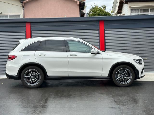 ＧＬＣ ＧＬＣ２２０ｄ　４マチック　スポーツラインエディシン　パノラマルーフ　１２．３インチコックピットディスプレイ　ＡＭＧ１９ｉｎＡＷ　３６０°カメラ　電動テールゲート　レーダーセーフティＰＫＧ　エアバランスＰＫＧ　メーカーナビＴＶ　ブラックレザーシート（9枚目）