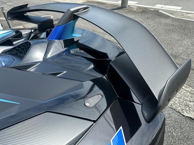 アヴェンタドール 　ＳＶＪ　ノビテックカーボンボンネット　リープデザインカーボンサイドステップ　ＡＤＶ．１ホイール　ブリリアントマフラー　電動カーボンシート　カーボンＥ／Ｇ　プロテクションフィルム　プロコンカーボンパドル（45枚目）