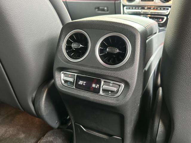 Ｇクラス Ｇ４００ｄ　ＡＭＧライン　ＳＲ　ＷＡＬＤエアロ　ラグジュアリーＰＫＧ　アダプティブダンピング　３６０°カメラ　ＡＭＧ２０ＡＷ　Ｂｕｒｍｅｓｔｅｒ　レーダーセーフティ　ＢＳＭ　黒革シートヒーター　１２．３型ナビＴＶ　前後ドラレコ（32枚目）