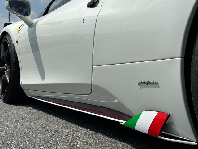 ４５８イタリア 　ディーラー車　左Ｈ　カーボンエクステリア＆インテリア　デイトナスタイルシート　電動シート　カーボンＬＥＤステア　ブリリアントマフラー　フロントリフト　ＪＢＬ　アルカンターラルーフライナー　社外エアロ（42枚目）