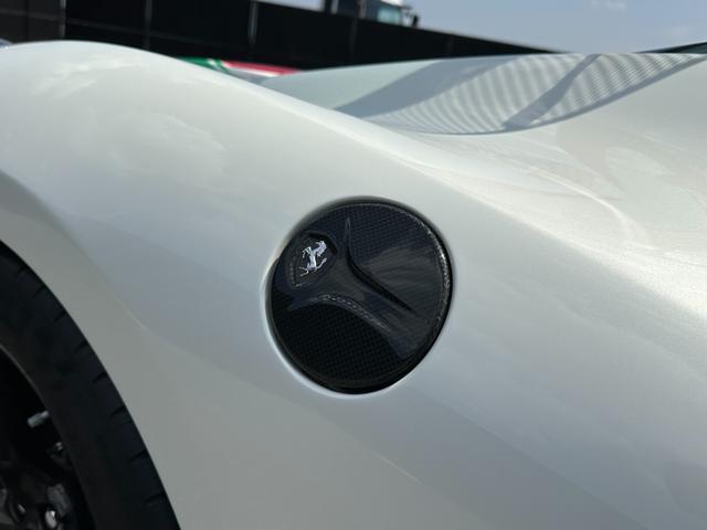 ４５８イタリア 　ディーラー車　左Ｈ　カーボンエクステリア＆インテリア　デイトナスタイルシート　電動シート　カーボンＬＥＤステア　ブリリアントマフラー　フロントリフト　ＪＢＬ　アルカンターラルーフライナー　社外エアロ（46枚目）