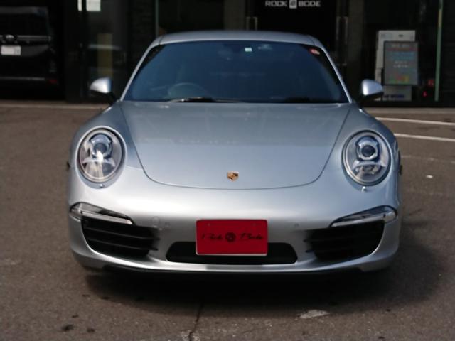 ９１１ ９１１カレラ　ＰＤＫ　ディーラー車　黒革　シートヒーター＆ベンチレーション　純正ナビＴＶ　Ｂカメラ　リトラクタブルリヤスポイラー　１９ｉｎＡＷ　アルカンターラルーフライナー　パークセンサー　パドルシフト　ＥＴＣ（11枚目）