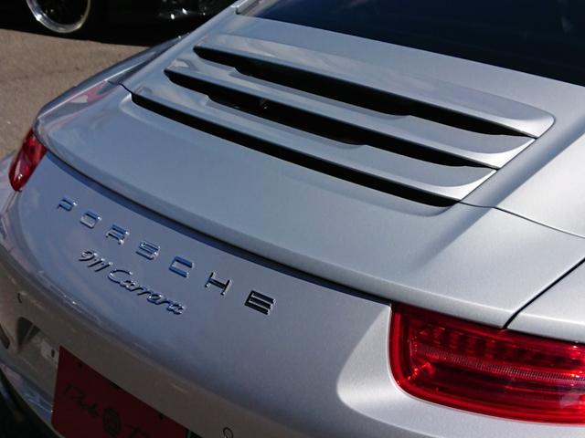 ９１１ ９１１カレラ　ＰＤＫ　ディーラー車　黒革　シートヒーター＆ベンチレーション　純正ナビＴＶ　Ｂカメラ　リトラクタブルリヤスポイラー　１９ｉｎＡＷ　アルカンターラルーフライナー　パークセンサー　パドルシフト　ＥＴＣ（32枚目）