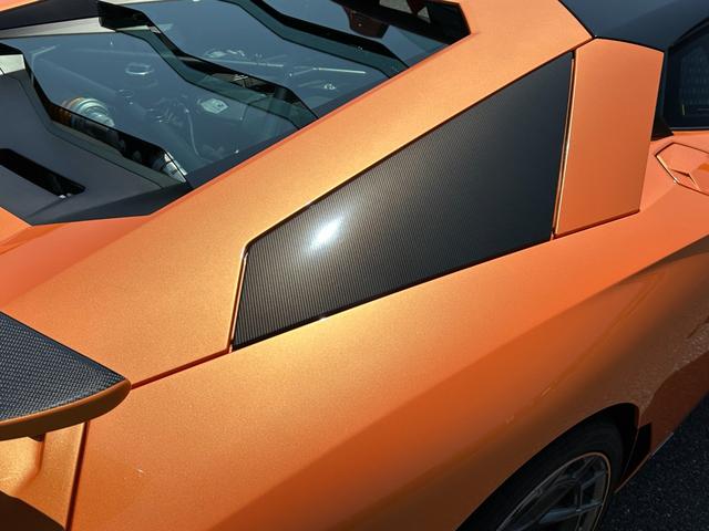 アヴェンタドール ＬＰ７００－４　ＡＲＡＮＣＩＯ　ＢＯＲＥＡＬＩＳ　パワークラフトマフラー　ガラスエンジンフード　カーボンリアウイング　Ｔ型カーボンエンジンカバー　フロントリフト　鍛造２０／２１ＡＷ　イエローキャリパー　パークセンサー（31枚目）
