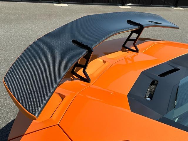 アヴェンタドール ＬＰ７００－４　ＡＲＡＮＣＩＯ　ＢＯＲＥＡＬＩＳ　パワークラフトマフラー　ガラスエンジンフード　カーボンリアウイング　Ｔ型カーボンエンジンカバー　フロントリフト　鍛造２０／２１ＡＷ　イエローキャリパー　パークセンサー（38枚目）