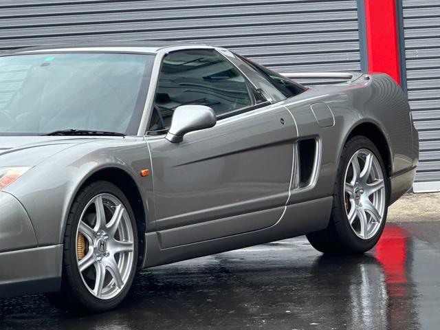 ＮＳＸ 　ＮＡ２　６速ＭＴ　シルバーストーン・メタリック　カスタムメイドプログラム　カスタムオーダー・ブルーレザーシート　カスタムオーダー・２８０ｋｍメーター　純正ＯＰパワステ　純正１７ｉｎＡＷ（30枚目）