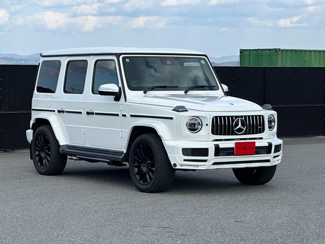 Gクラス G350d AMGライン アダプティブダンピング ラグジュアリーPKG SR Burmester 電動サイドステップ サウンドジェネレーター パナメリカーナグリル レーダーセーフティ 360°カメラ 黒革 AMG20inAW(7枚目)