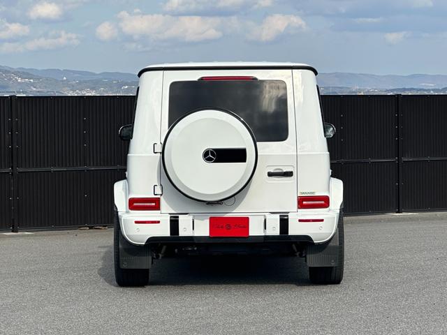 Gクラス G350d AMGライン アダプティブダンピング ラグジュアリーPKG SR Burmester 電動サイドステップ サウンドジェネレーター パナメリカーナグリル レーダーセーフティ 360°カメラ 黒革 AMG20inAW(13枚目)