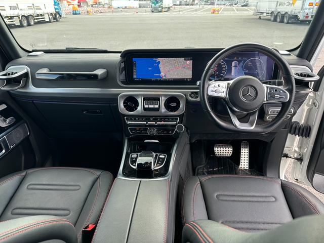 Gクラス G350d AMGライン アダプティブダンピング ラグジュアリーPKG SR Burmester 電動サイドステップ サウンドジェネレーター パナメリカーナグリル レーダーセーフティ 360°カメラ 黒革 AMG20inAW(16枚目)