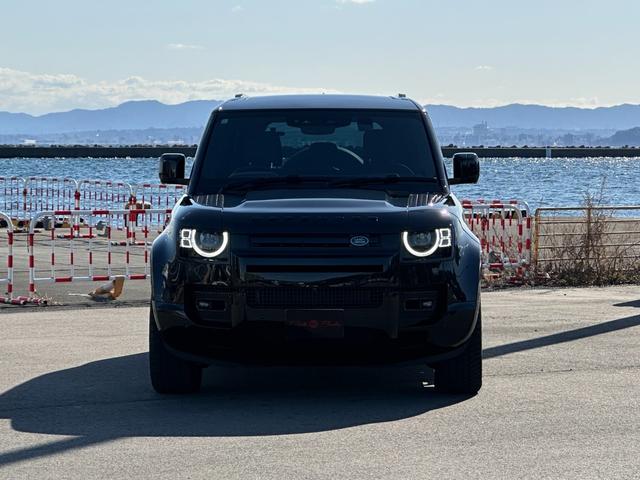 ディフェンダー １１０Ｘ－ダイナミックＨＳＥ　Ｄ３００　エアサスペンション＆ブラックエクステリア＆コールドクライメートパック　サイドステップ　スペアホイールカバー　パノラマルーフ　全周囲カメラ　１１．４型ナビ　ＭＥＲＩＤＩＡＮ　コンビレザー　ドラレコ（11枚目）