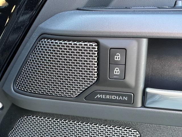 ディフェンダー １１０Ｘ－ダイナミックＨＳＥ　Ｄ３００　エアサスペンション＆ブラックエクステリア＆コールドクライメートパック　サイドステップ　スペアホイールカバー　パノラマルーフ　全周囲カメラ　１１．４型ナビ　ＭＥＲＩＤＩＡＮ　コンビレザー　ドラレコ（18枚目）