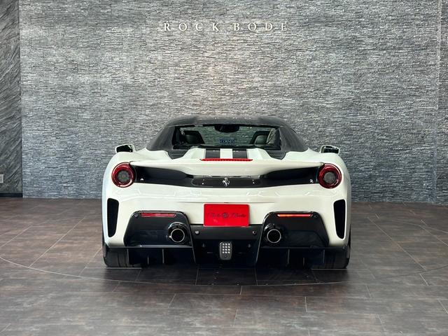 ４８８ピスタスパイダー 　カーボンエクステリア＆インテリア＆エンジンカバー　カーボンレーシングシート　サスペンションリフター　チタニウムエキゾースト　ダイアモンド鍛造２０ｉｎＡＷ　イエローキャリパー　イエローレブカウンター（12枚目）