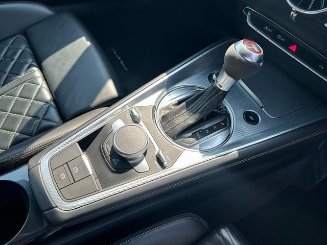 ���Ԃ̏ڍׂ₨�X���ɂ��Ă̂��₢���킹�́A�f�������[�����ς�A���͖����d�b�@�O�O�V�W�U�O�S�V�T�W�U�V�@����͂��Ă��₢���킹�������B���ЃX�^�b�t���ׂ��������������Ē����܂��B