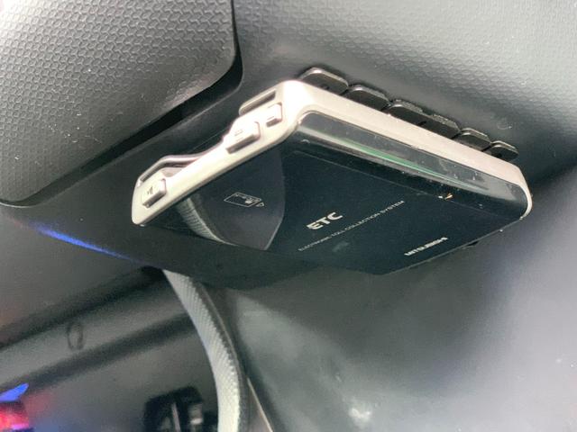 S 1年保証 ETC バックカメラ ナビ TV 両側電動スライドドア アルミホイール HID スマートキー 電動格納ミラー ウォークスルー CVT 盗難防止システム 衝突安全ボディ CD DVD再生(7枚目)