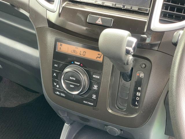 S 1年保証 ETC バックカメラ ナビ TV 両側電動スライドドア アルミホイール HID スマートキー 電動格納ミラー ウォークスルー CVT 盗難防止システム 衝突安全ボディ CD DVD再生(9枚目)
