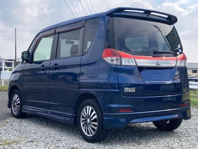 S 1年保証 ETC バックカメラ ナビ TV 両側電動スライドドア アルミホイール HID スマートキー 電動格納ミラー ウォークスルー CVT 盗難防止システム 衝突安全ボディ CD DVD再生(16枚目)