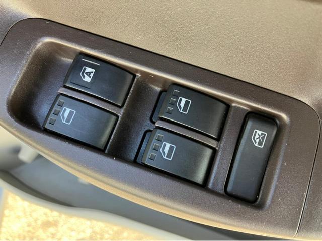 X 1年保証 ナビ TV キーレスエントリー 電動格納ミラー CVT 衝突安全ボディ ABS CD ミュージックプレイヤー接続可 エアコン パワーステアリング パワーウィンドウ(12枚目)
