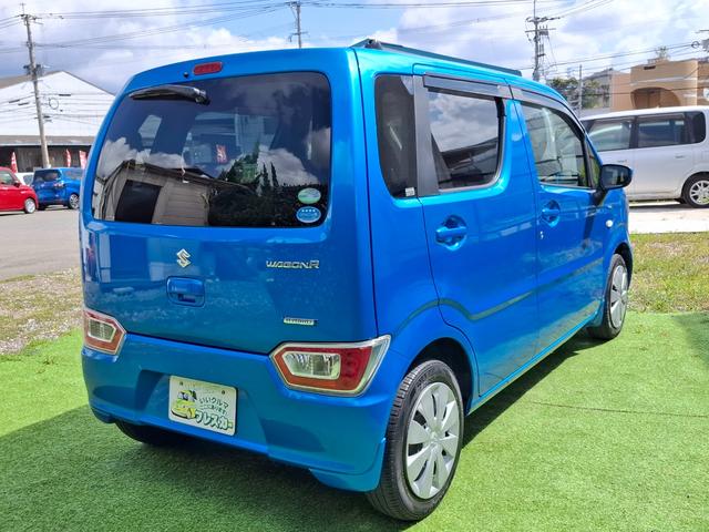 ワゴンＲ ハイブリッドＦＸ　キーレスエントリー　アイドリングストップ　電動格納ミラー　シートヒーター　ベンチシート　ＣＶＴ　盗難防止システム　ＡＢＳ　ＥＳＣ　ＣＤ　衝突安全ボディ　エアコン　パワーステアリング　パワーウィンドウ（15枚目）