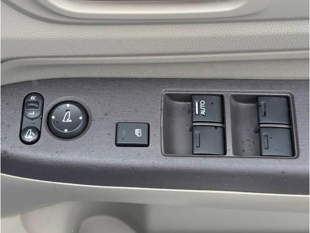 Ｎ－ＷＧＮ Ｇ　ＥＴＣ　バックカメラ　ＴＶ　スマートキー　アイドリングストップ　電動格納ミラー　ベンチシート　ＣＶＴ　盗難防止システム　ＡＢＳ　ＥＳＣ　ＣＤ　ＵＳＢ　衝突安全ボディ　エアコン　パワーステアリング（11枚目）