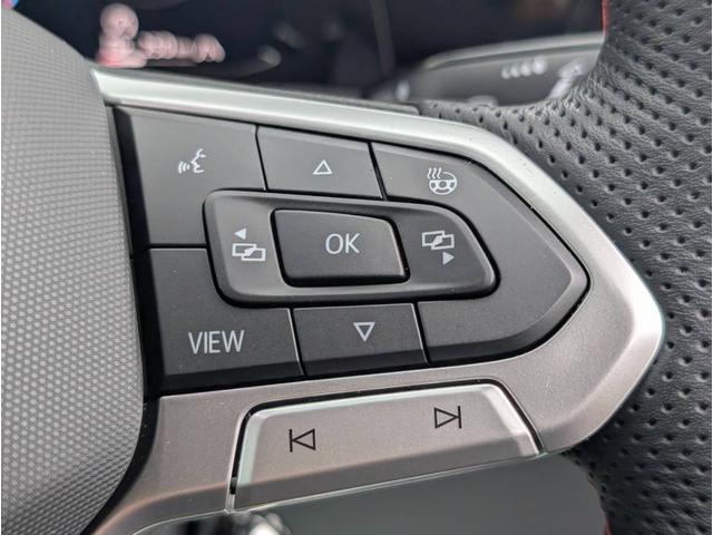 ゴルフＧＴＩ ベースグレード　ＥＴＣ　全周囲カメラ　ナビ　クリアランスソナー　オートクルーズコントロール　レーンアシスト　衝突被害軽減システム　アルミホイール　オートライト　ＬＥＤヘッドランプ　スマートキー　アイドリングストップ（8枚目）