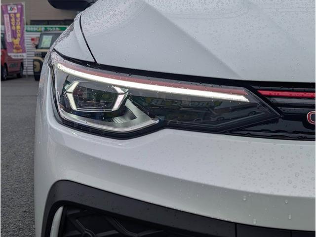 ゴルフＧＴＩ ベースグレード　ＥＴＣ　全周囲カメラ　ナビ　クリアランスソナー　オートクルーズコントロール　レーンアシスト　衝突被害軽減システム　アルミホイール　オートライト　ＬＥＤヘッドランプ　スマートキー　アイドリングストップ（21枚目）