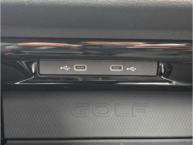 ゴルフＧＴＩ ベースグレード　ＥＴＣ　全周囲カメラ　ナビ　クリアランスソナー　オートクルーズコントロール　レーンアシスト　衝突被害軽減システム　アルミホイール　オートライト　ＬＥＤヘッドランプ　スマートキー　アイドリングストップ（28枚目）