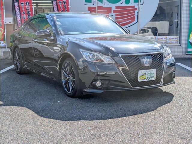 クラウンハイブリッド アスリートＳ　ブラックスタイル　クリアランスソナー　オートクルーズコントロール　バックカメラ　ナビ　アルミホイール　ＨＩＤ　サンルーフ　ＣＶＴ　スマートキー　電動格納ミラー　盗難防止システム　パワーシート　ＣＤ　衝突安全ボディ（13枚目）