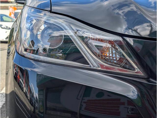 クラウンハイブリッド アスリートＳ　ブラックスタイル　クリアランスソナー　オートクルーズコントロール　バックカメラ　ナビ　アルミホイール　ＨＩＤ　サンルーフ　ＣＶＴ　スマートキー　電動格納ミラー　盗難防止システム　パワーシート　ＣＤ　衝突安全ボディ（21枚目）