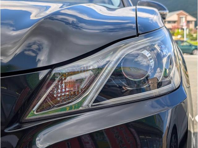 クラウンハイブリッド アスリートＳ　ブラックスタイル　クリアランスソナー　オートクルーズコントロール　バックカメラ　ナビ　アルミホイール　ＨＩＤ　サンルーフ　ＣＶＴ　スマートキー　電動格納ミラー　盗難防止システム　パワーシート　ＣＤ　衝突安全ボディ（22枚目）