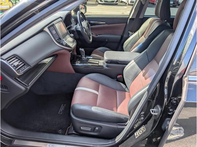 クラウンハイブリッド アスリートＳ　ブラックスタイル　クリアランスソナー　オートクルーズコントロール　バックカメラ　ナビ　アルミホイール　ＨＩＤ　サンルーフ　ＣＶＴ　スマートキー　電動格納ミラー　盗難防止システム　パワーシート　ＣＤ　衝突安全ボディ（27枚目）