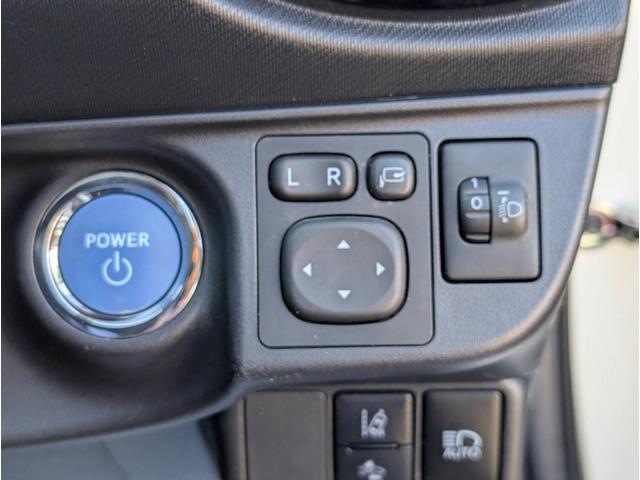 アクア Ｓスタイルブラック　ＥＴＣ　バックカメラ　ナビ　ＴＶ　レーンアシスト　衝突被害軽減システム　アルミホイール　オートマチックハイビーム　オートライト　スマートキー　アイドリングストップ　電動格納ミラー　ＣＶＴ（10枚目）