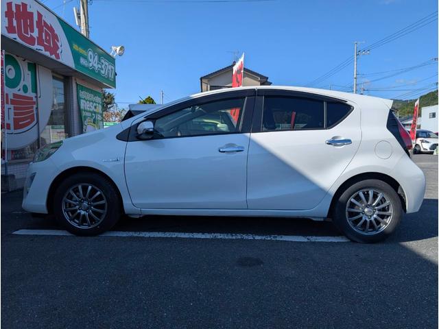 アクア Ｓスタイルブラック　ＥＴＣ　バックカメラ　ナビ　ＴＶ　レーンアシスト　衝突被害軽減システム　アルミホイール　オートマチックハイビーム　オートライト　スマートキー　アイドリングストップ　電動格納ミラー　ＣＶＴ（14枚目）