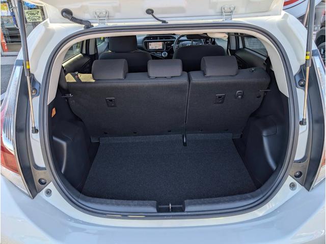 アクア Ｓスタイルブラック　ＥＴＣ　バックカメラ　ナビ　ＴＶ　レーンアシスト　衝突被害軽減システム　アルミホイール　オートマチックハイビーム　オートライト　スマートキー　アイドリングストップ　電動格納ミラー　ＣＶＴ（18枚目）