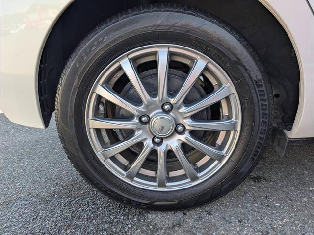 アクア Ｓスタイルブラック　ＥＴＣ　バックカメラ　ナビ　ＴＶ　レーンアシスト　衝突被害軽減システム　アルミホイール　オートマチックハイビーム　オートライト　スマートキー　アイドリングストップ　電動格納ミラー　ＣＶＴ（20枚目）