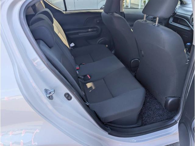 アクア Ｓスタイルブラック　ＥＴＣ　バックカメラ　ナビ　ＴＶ　レーンアシスト　衝突被害軽減システム　アルミホイール　オートマチックハイビーム　オートライト　スマートキー　アイドリングストップ　電動格納ミラー　ＣＶＴ（21枚目）