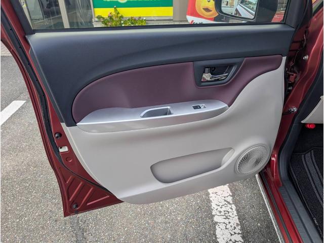 ご覧頂きまして誠に有難うございます！！是非ご来店して頂き、実際にご覧になって頂ければと思います。お客様からのご連絡をスタッフ一同、心よりお待ちしております