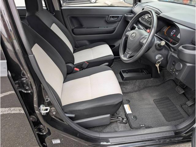 ミライース L SAIII クリアランスソナー 衝突被害軽減システム オートマチックハイビーム キーレスエントリー アイドリングストップ CVT 盗難防止システム ABS ESC CD ミュージックプレイヤー接続可(26枚目)