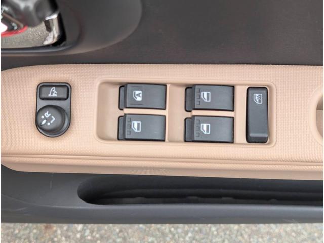 ミラココア ココアプラスX ナビ TV LEDヘッドランプ ヘッドライトウォッシャー スマートキー アイドリングストップ 電動格納ミラー ベンチシート CVT 盗難防止システム ABS CD DVD再生 USB(9枚目)