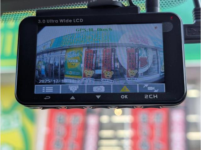 リーフ Ｇ　ドライブレコーダー　ＥＴＣ　全周囲カメラ　ナビ　ＴＶ　クリアランスソナー　オートクルーズコントロール　衝突被害軽減システム　アルミホイール　ＬＥＤヘッドランプ　スマートキー　電動格納ミラー（5枚目）