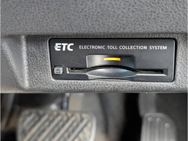 リーフ Ｇ　ドライブレコーダー　ＥＴＣ　全周囲カメラ　ナビ　ＴＶ　クリアランスソナー　オートクルーズコントロール　衝突被害軽減システム　アルミホイール　ＬＥＤヘッドランプ　スマートキー　電動格納ミラー（6枚目）