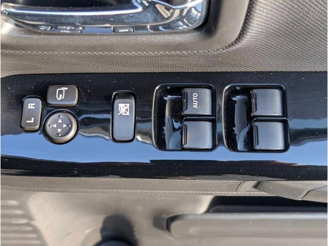 スペーシアカスタム ハイブリッドＸＳターボ　ドライブレコーダー　ＥＴＣ　両側電動スライドドア　ＴＶ　クリアランスソナー　オートクルーズコントロール　衝突被害軽減システム　オートライト　ＬＥＤヘッドランプ　スマートキー　アイドリングストップ（10枚目）