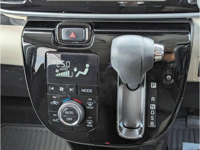 ムーヴキャンバス Ｘブラックアクセントリミテッド　ＳＡＩＩＩ　ドライブレコーダー　全周囲カメラ　両側電動スライドドア　ナビ　ＴＶ　クリアランスソナー　衝突被害軽減システム　オートマチックハイビーム　オートライト　スマートキー　アイドリングストップ　電動格納ミラー（6枚目）