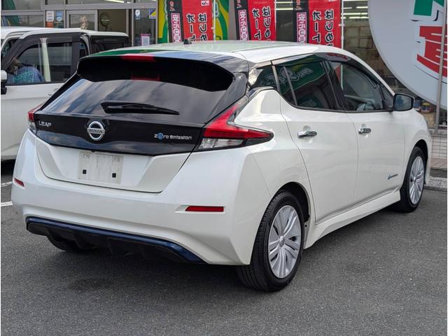 リーフ X ETC バックカメラ ナビ TV オートクルーズコントロール 衝突被害軽減システム スマートキー 電動格納ミラー シートヒーター CVT 盗難防止システム 衝突安全ボディ ABS ESC CD USB(17枚目)