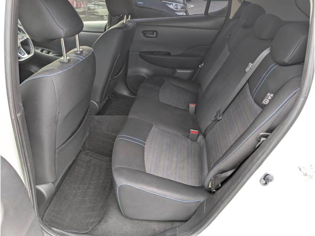 リーフ X ETC バックカメラ ナビ TV オートクルーズコントロール 衝突被害軽減システム スマートキー 電動格納ミラー シートヒーター CVT 盗難防止システム 衝突安全ボディ ABS ESC CD USB(22枚目)