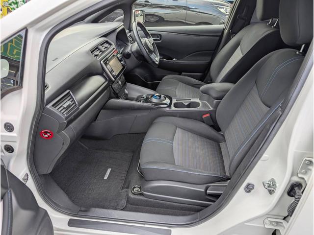 リーフ X ETC バックカメラ ナビ TV オートクルーズコントロール 衝突被害軽減システム スマートキー 電動格納ミラー シートヒーター CVT 盗難防止システム 衝突安全ボディ ABS ESC CD USB(30枚目)